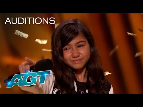Golden Buzzer: From The Audience to The Stage, Maddie Shocks The Judges With Her Voice | AGT 2022